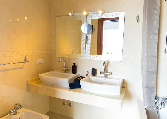 Callao Salvaje 3br With Heated Pool Outdoor Kitchen & Gas Bbq Stunning Views Costa Adeje (Tenerife)