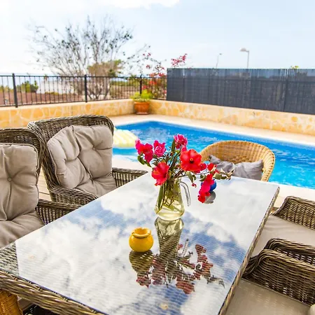 3br With Heated Pool, Outdoor Kitchen & Gas Bbq, Aircon, Stunning Views By Aqua Vista Tenerife Villa *