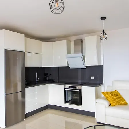 Villa Villa Costa Adeje 3Br With Heated Pool, Outdoor Kitchen & Gas Bbq, Aircon, Stunning Views By Aqua Vista Tenerife *