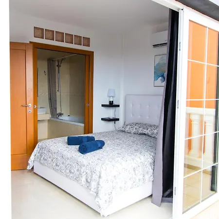 3br With Heated Pool, Outdoor Kitchen & Gas Bbq, Aircon, Stunning Views By Aqua Vista Tenerife Villa Costa Adeje (Tenerife)