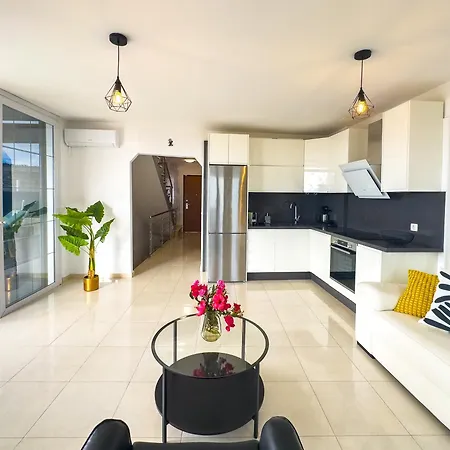 Callao Salvaje 3br With Heated Pool Outdoor Kitchen & Gas Bbq Stunning Views Villa *