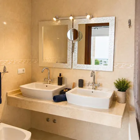 Villa 3br With Heated Pool, Outdoor Kitchen & Gas Bbq, Aircon, Stunning Views By Aqua Vista Tenerife Costa Adeje (Tenerife)