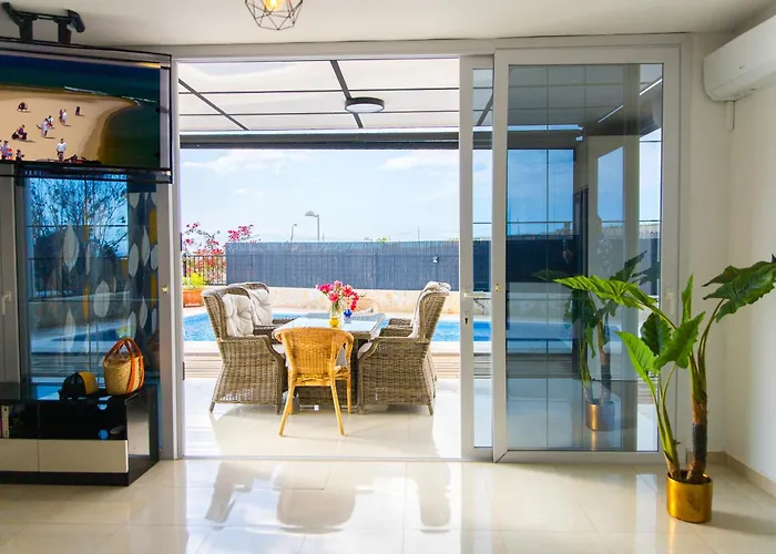 Callao Salvaje 3br With Heated Pool Outdoor Kitchen & Gas Bbq Stunning Views Costa Adeje (Tenerife)