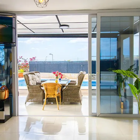Callao Salvaje 3br With Heated Pool Outdoor Kitchen & Gas Bbq Stunning Views Costa Adeje