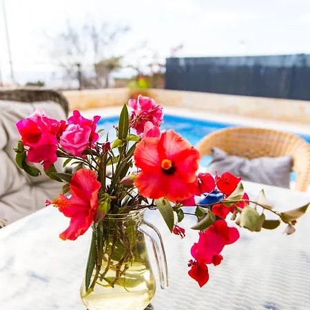 Callao Salvaje 3br With Heated Pool Outdoor Kitchen & Gas Bbq Stunning Views Villa